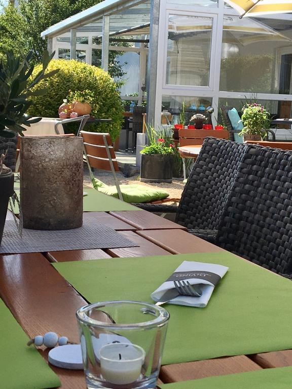 Hotel Restaurant Am Kellhof Hilzingen Zewnętrze zdjęcie